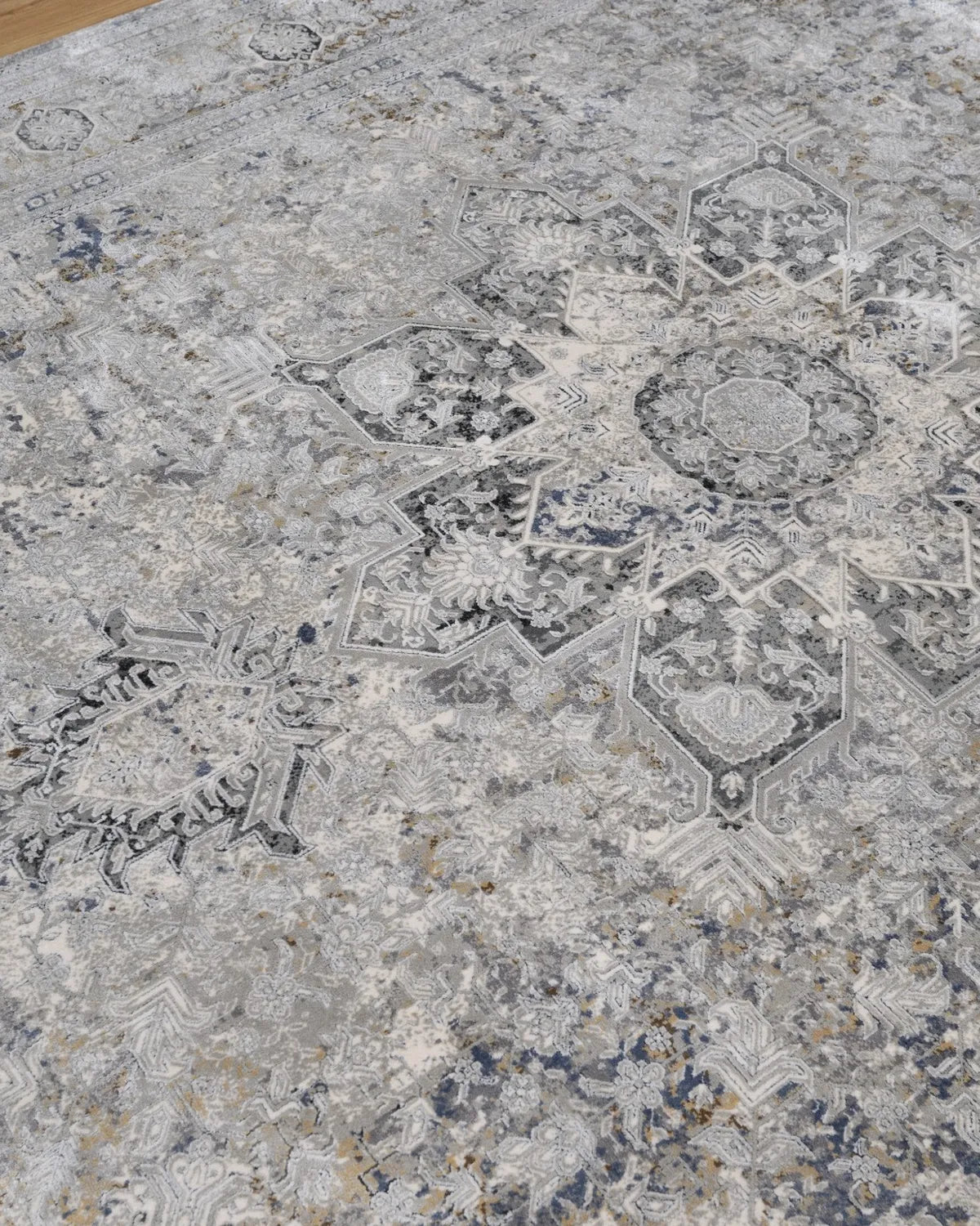 Assorted Blue Grey Classic Medallion Carpet