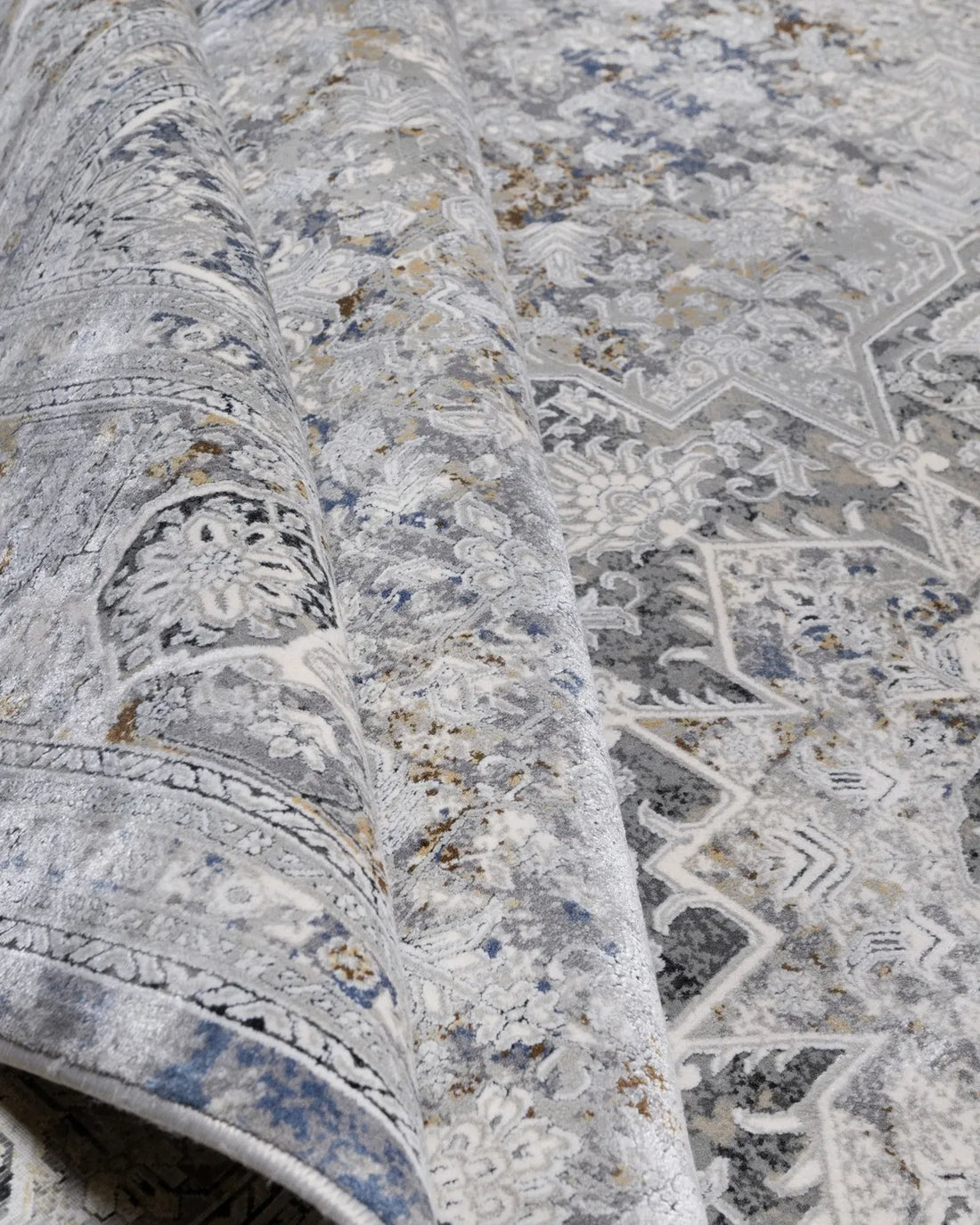 Assorted Blue Grey Classic Medallion Carpet