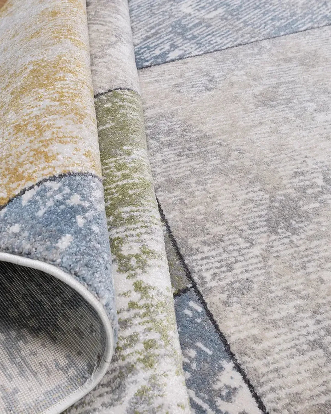 Cream Blue Curved Geometric Carpet