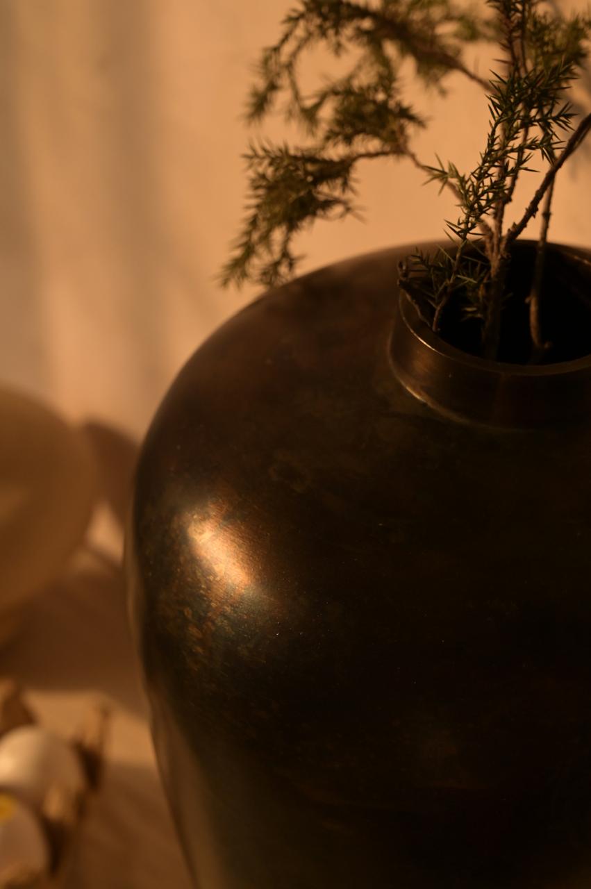 Caelum Vase