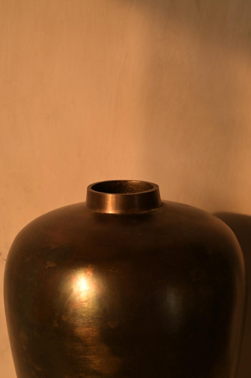 Caelum Vase