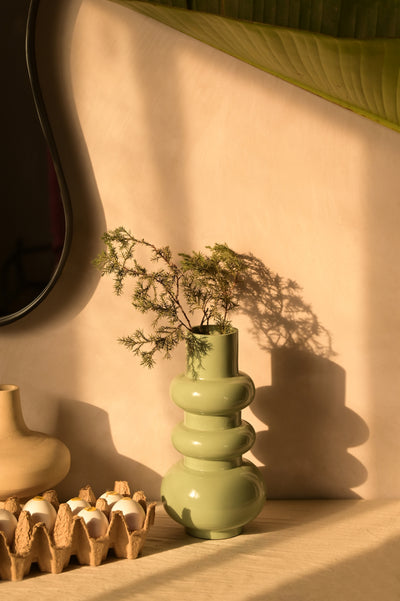 Briar Vase