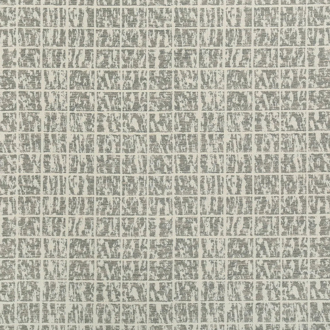 NAAJIN GREY