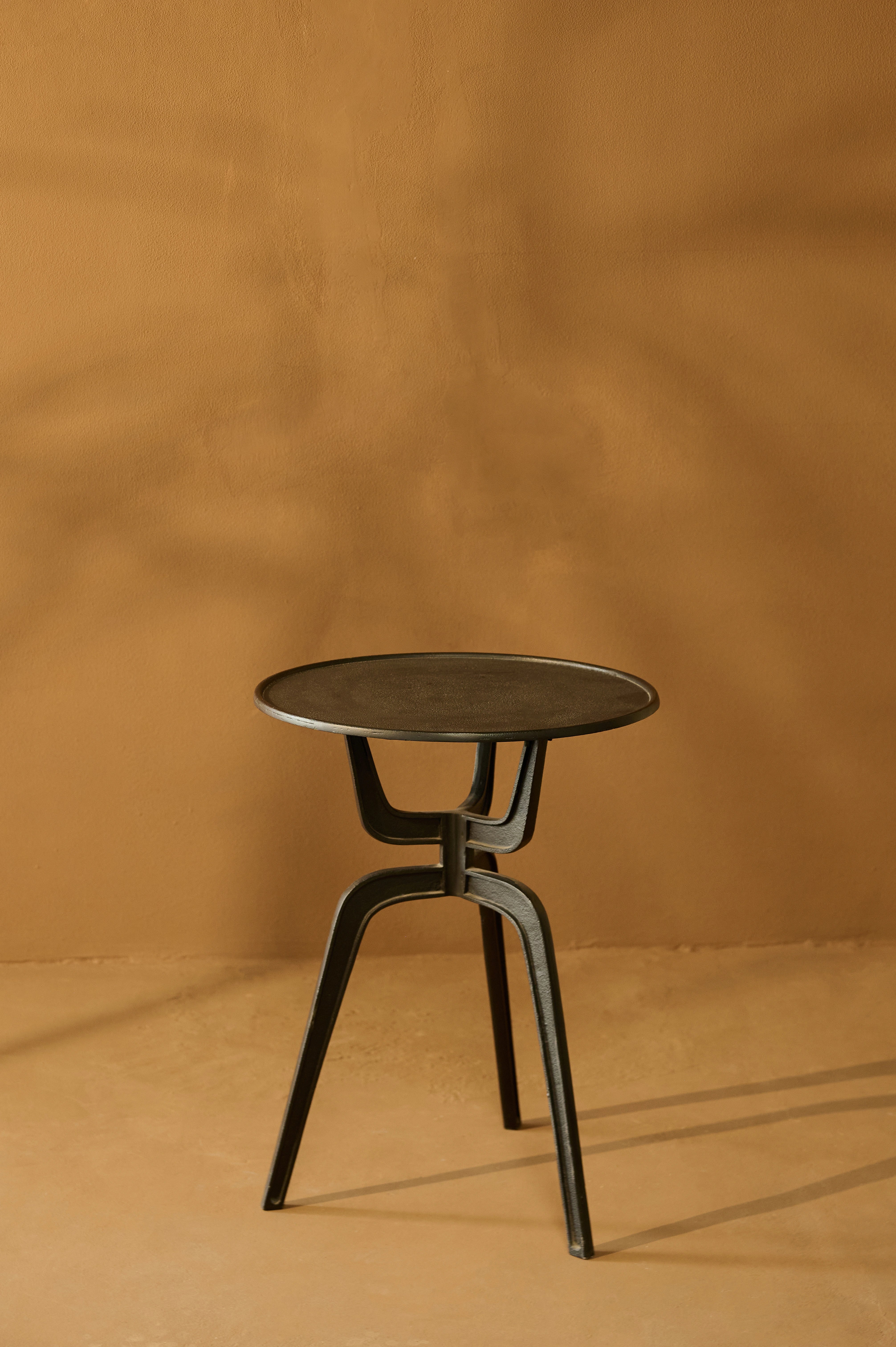 Ovia Side Table