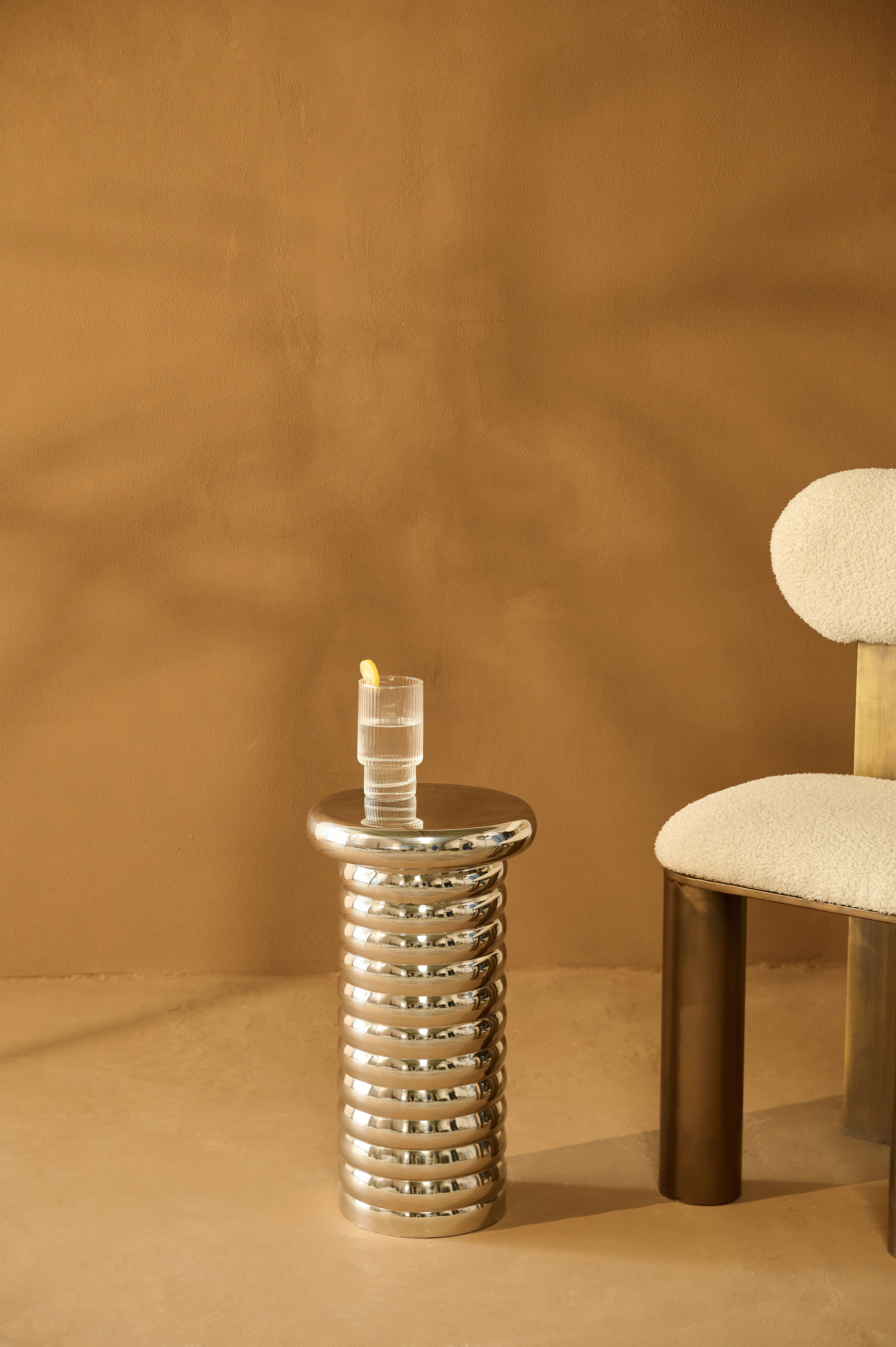 Selo Table