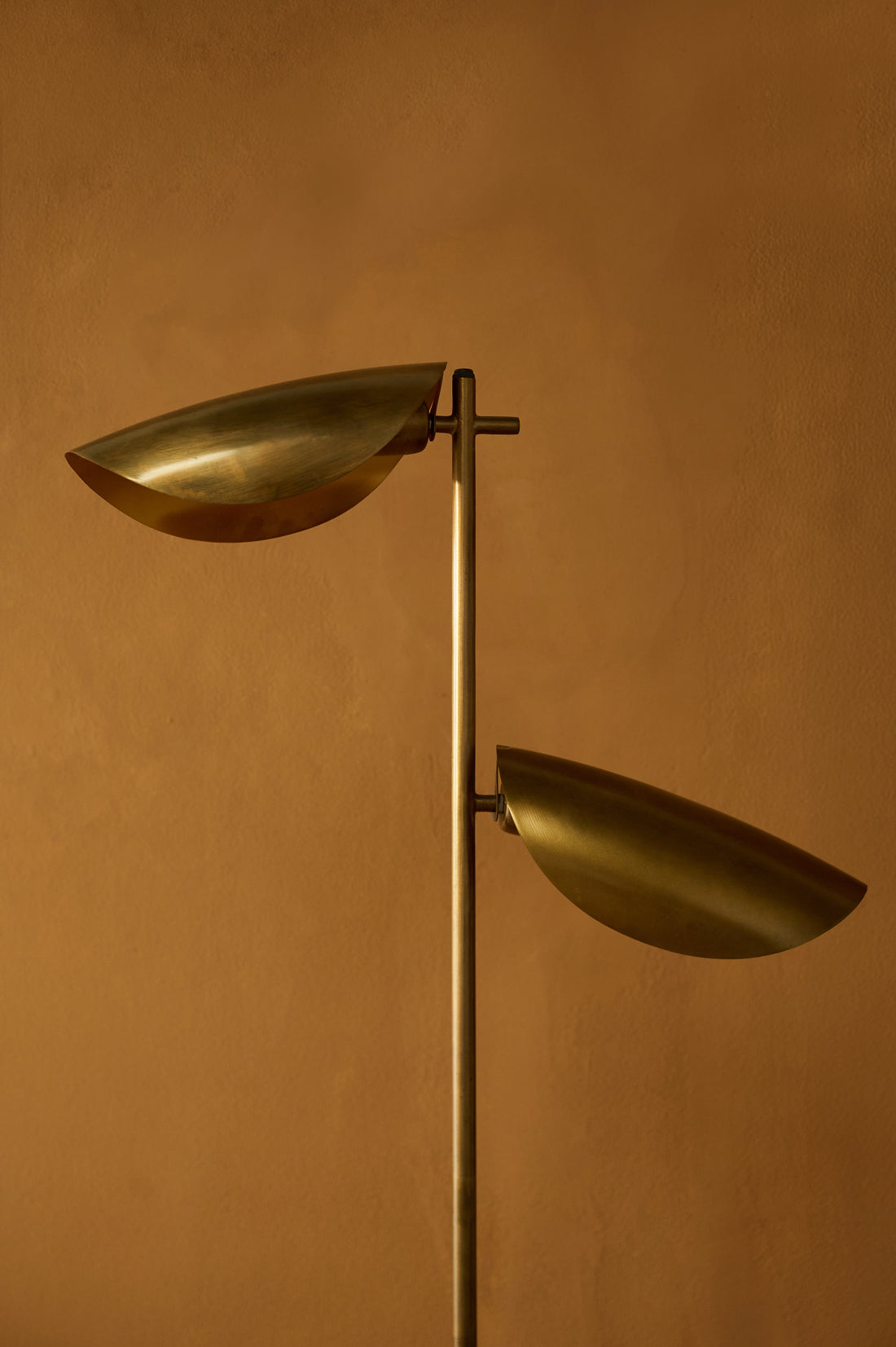 Lior Floor Lamp