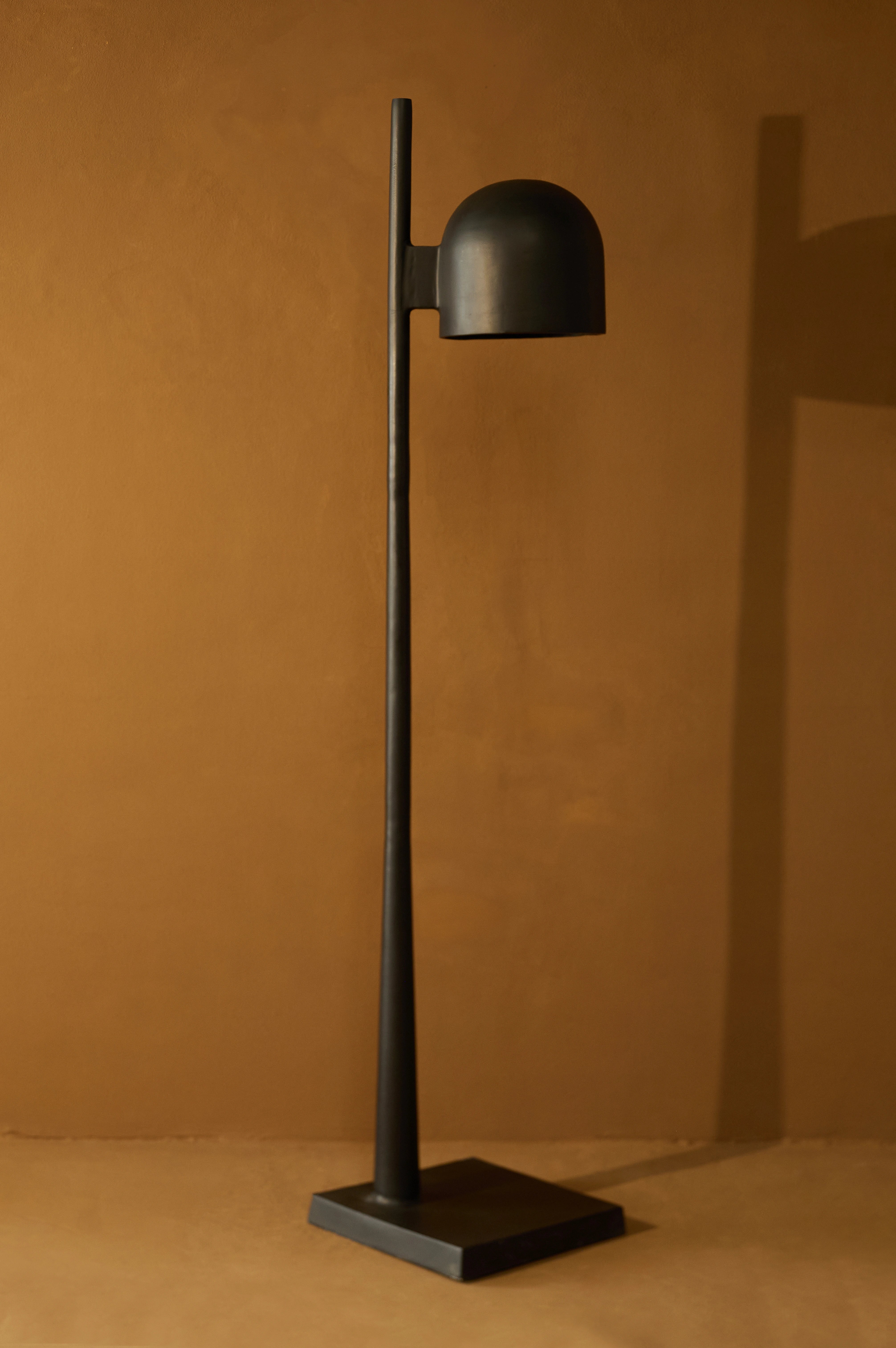 Vanta Floor Lamp